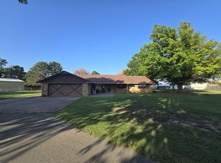 24253 E 1000th Rd, Weatherford, OK 73096