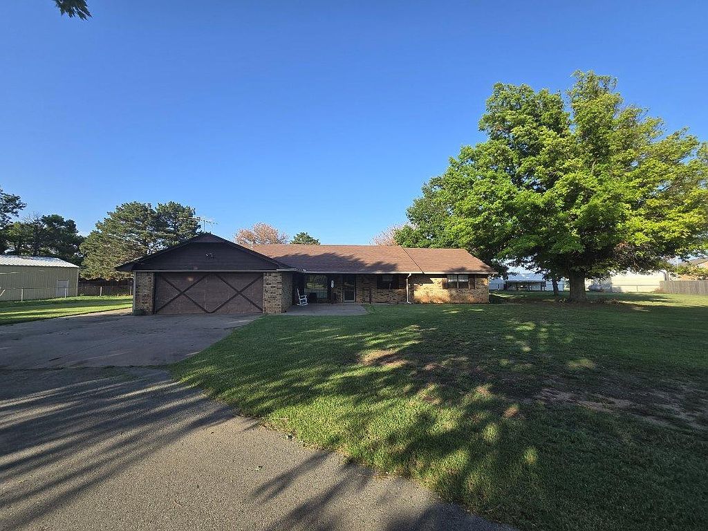 24253 E 1000th Rd - Property Image
