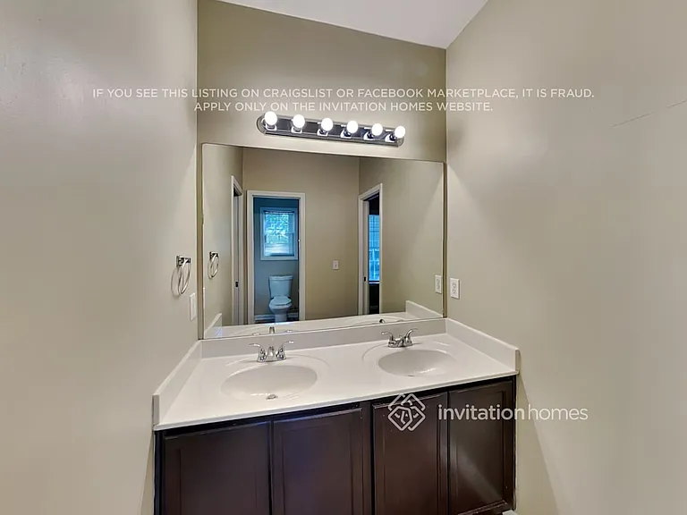 467 Greyhawk Way — Photo 15