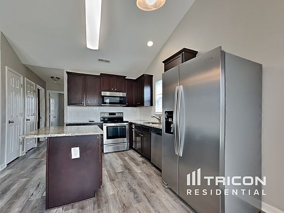 4th image of 2806 Wild Poplar Way