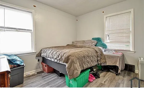 5559 Clement Ave — Photo 6