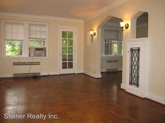 5th image of 777 Shady Dr E APT 204