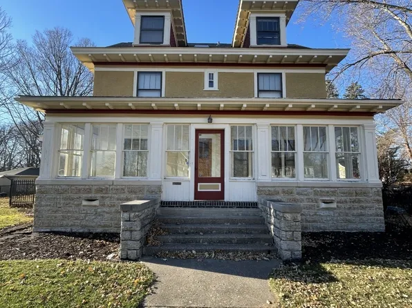 806 4th Ave SW, Faribault, MN 55021