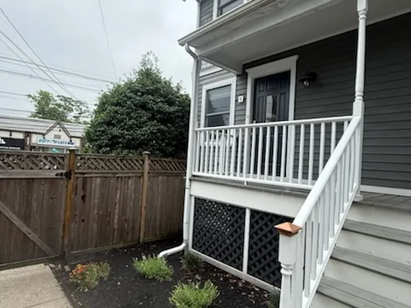124 Valley Rd APT B, Montclair, NJ 07042