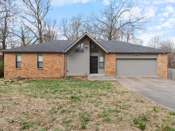 1444 Overo Cir, Springdale, AR 72762