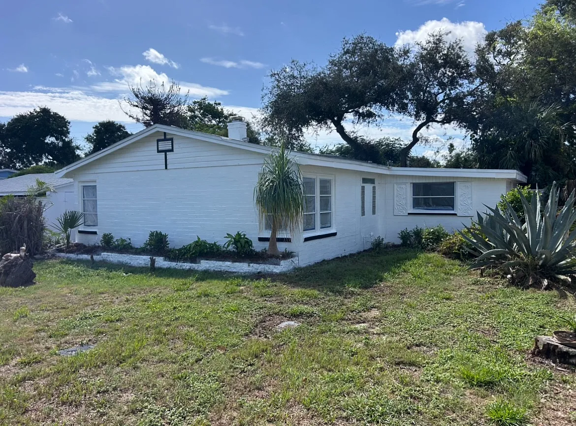 2 bed, 1500 sqft, $1,995 — Photo 1
