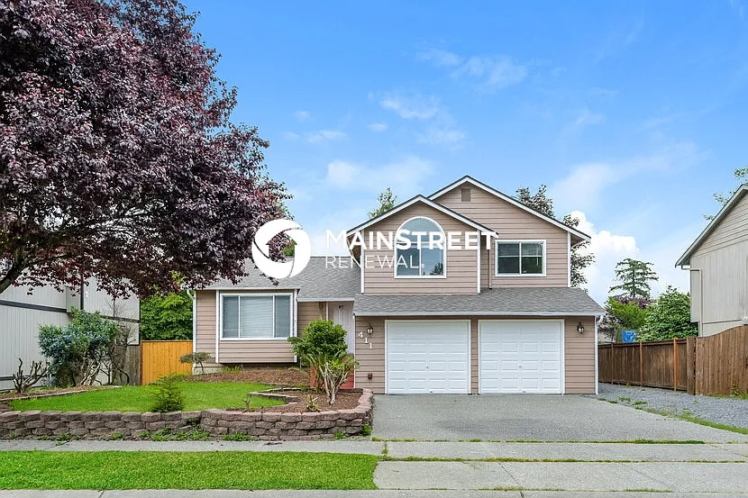 411 96th Ave SE