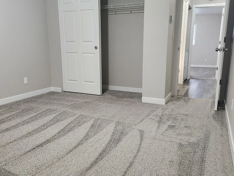 12526 Meridian Ave S #4 — Photo 5