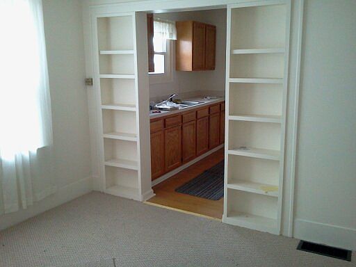 2nd image of 1226 Dietz Ave