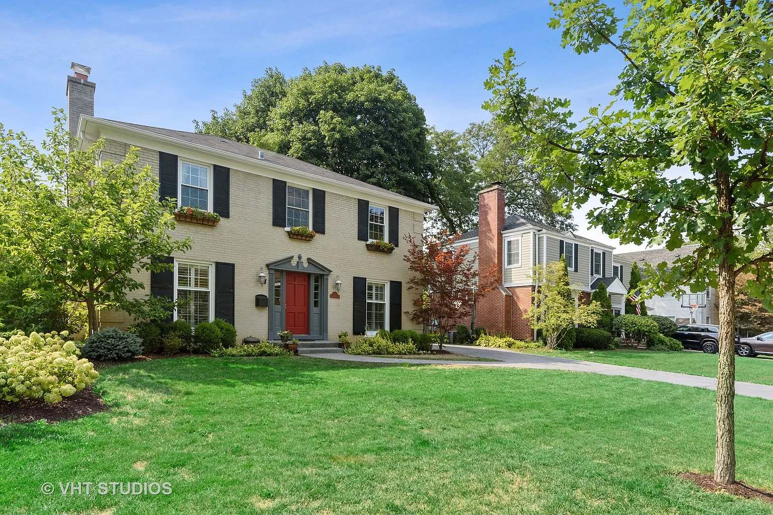 612 S Bristol Ln photo 1