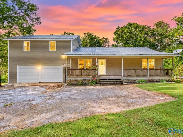 529 Turner Ln, Gadsden, AL 35904