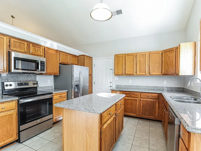 11910 Harris Ridge Dr — Photo 8