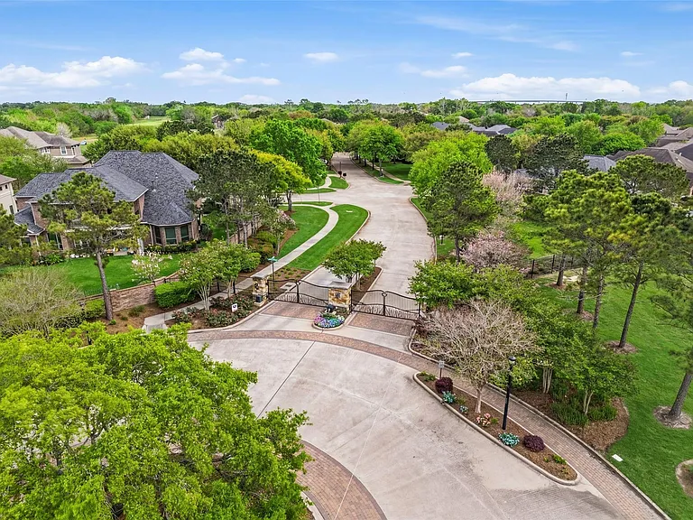 23239 Parsons Landing Dr — Photo 45