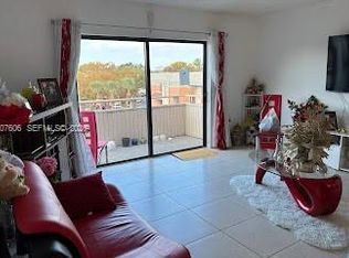 17600 NW 68th Ave APT B4002, Hialeah, FL 33015