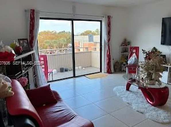 17600 NW 68th Ave APT B4002, Hialeah, FL 33015