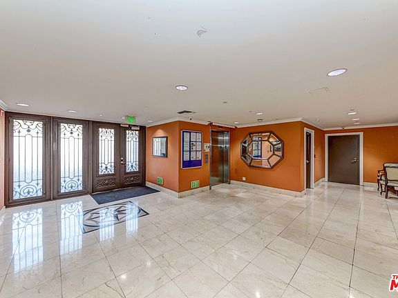 4th image of 722 S Oxford Ave APT 107
