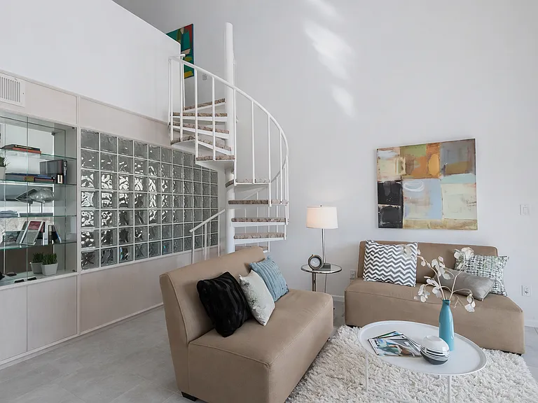 Beautifully designed double height ceiling