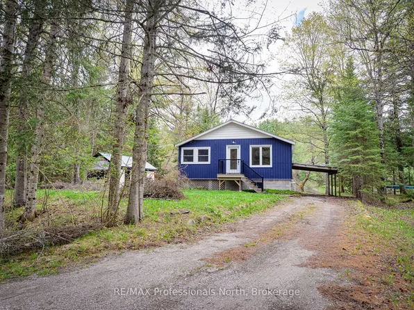1011 Harmony Ln, Bracebridge, ON P1L 1W9