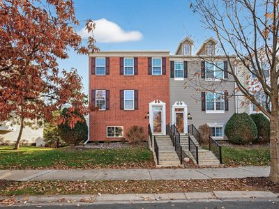 310 Heritage Trl, Circle Pines, MN, 55014