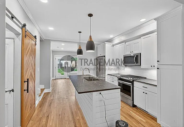 255 New Holland Ave — Photo 6