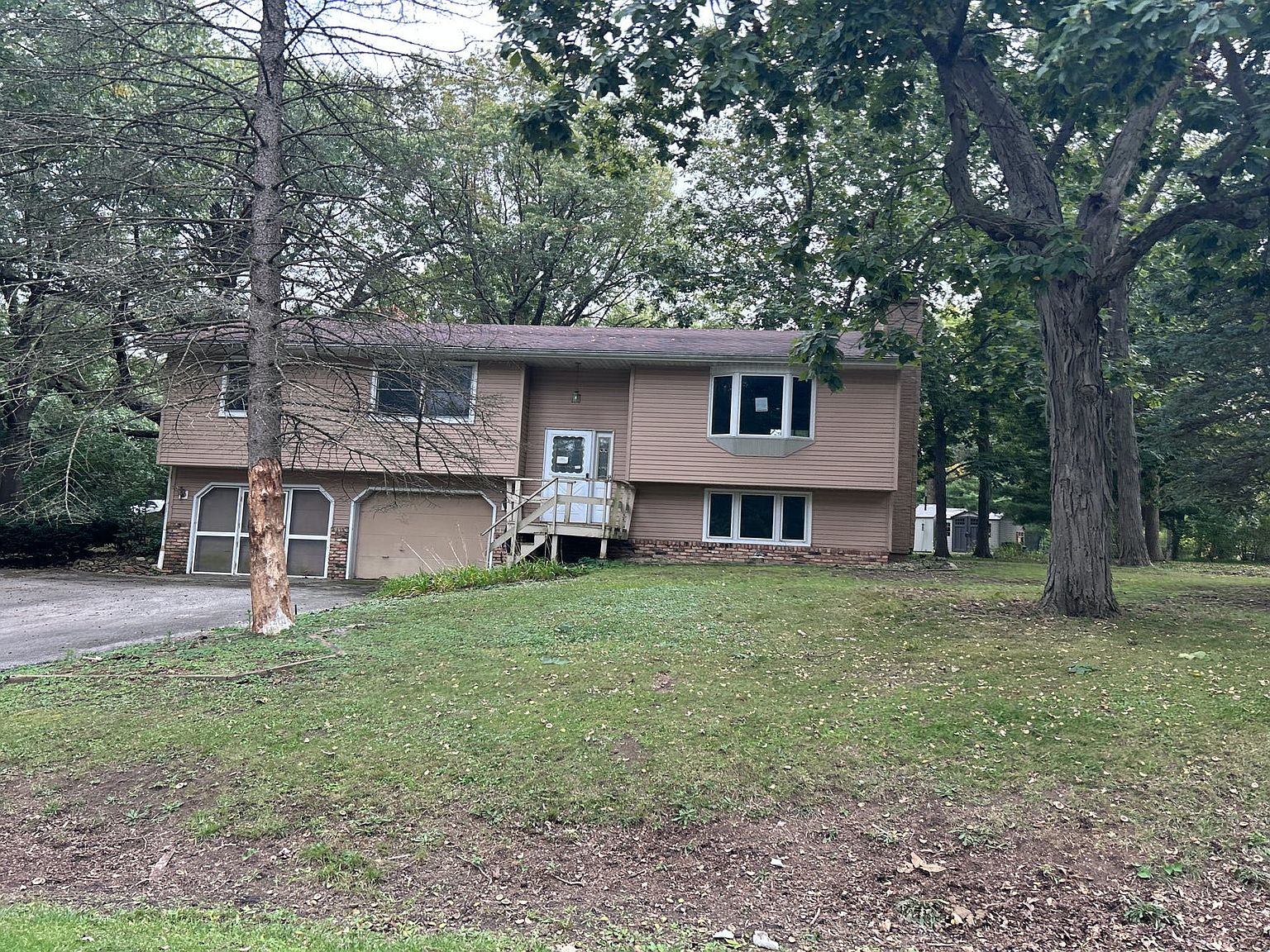 111 Navaho Ln, Loda, IL 60948 Zillow