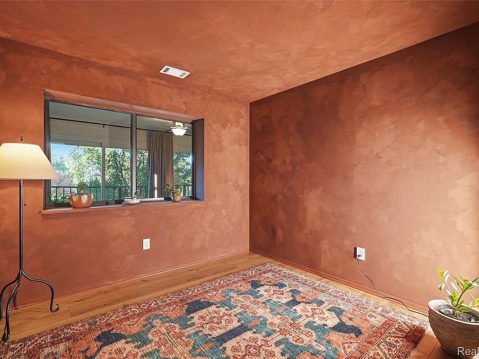 17929 University Park Dr, photo 26