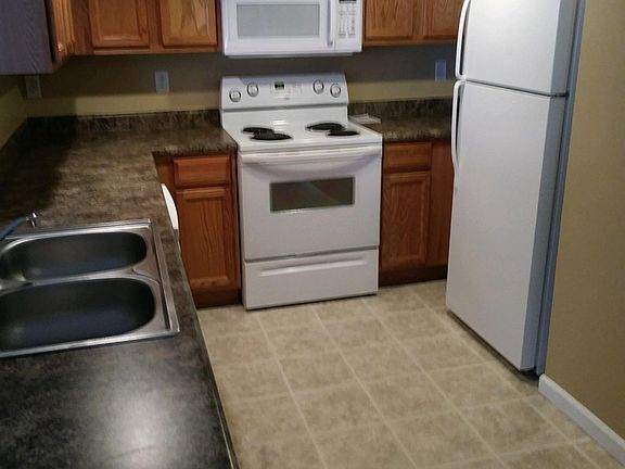 2nd image of 2729 Cloud Ct