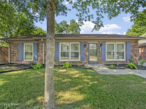 6001 Larkgrove Dr, Louisville, KY 40229