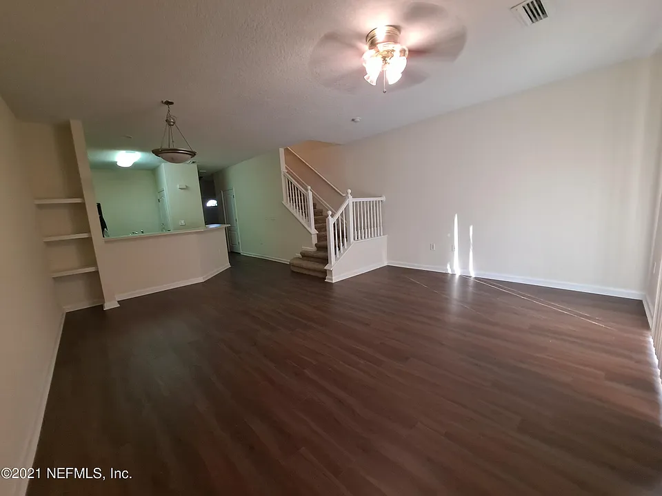 3750 Silver Bluff Blvd #2107