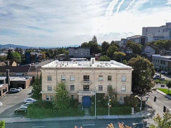 2nd image of 326 W 6th Ave APT 305