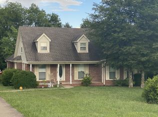 1917 Barfield Rd, Murfreesboro, TN 37128