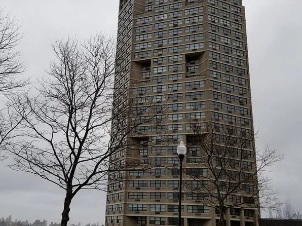 7000 Boulevard APT 28D, Guttenberg, NJ 07093