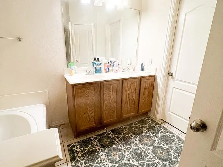 2356 Aurora Dr — Photo 15