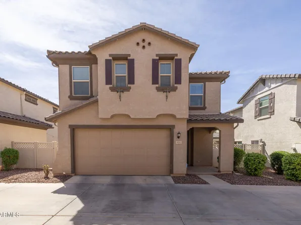 921 S SWALLOW Lane, Gilbert, AZ 85296