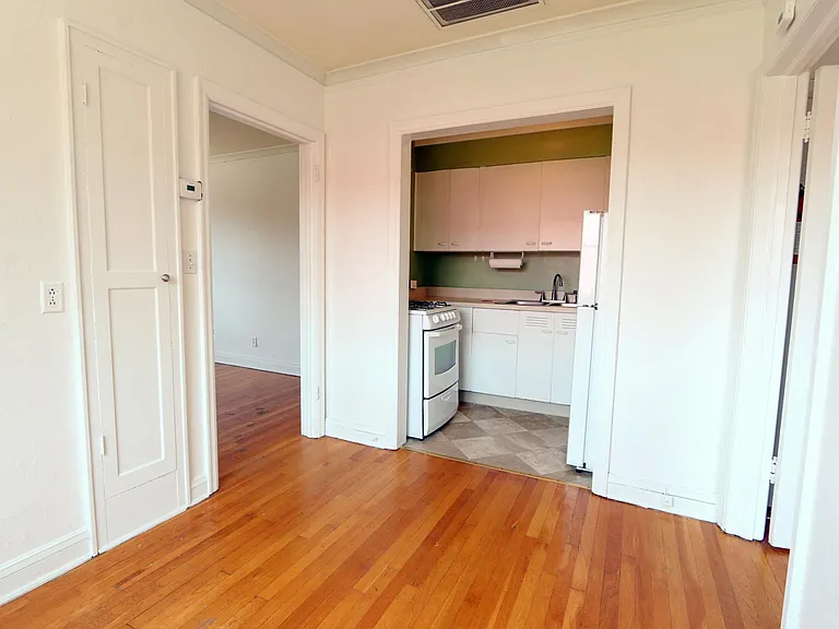 910 Bridge Rd #2 — Photo 4