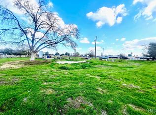 3941 Mallory St, Bakersfield, CA 93312