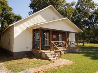 718 W 3rd St, Lonoke, AR 72086