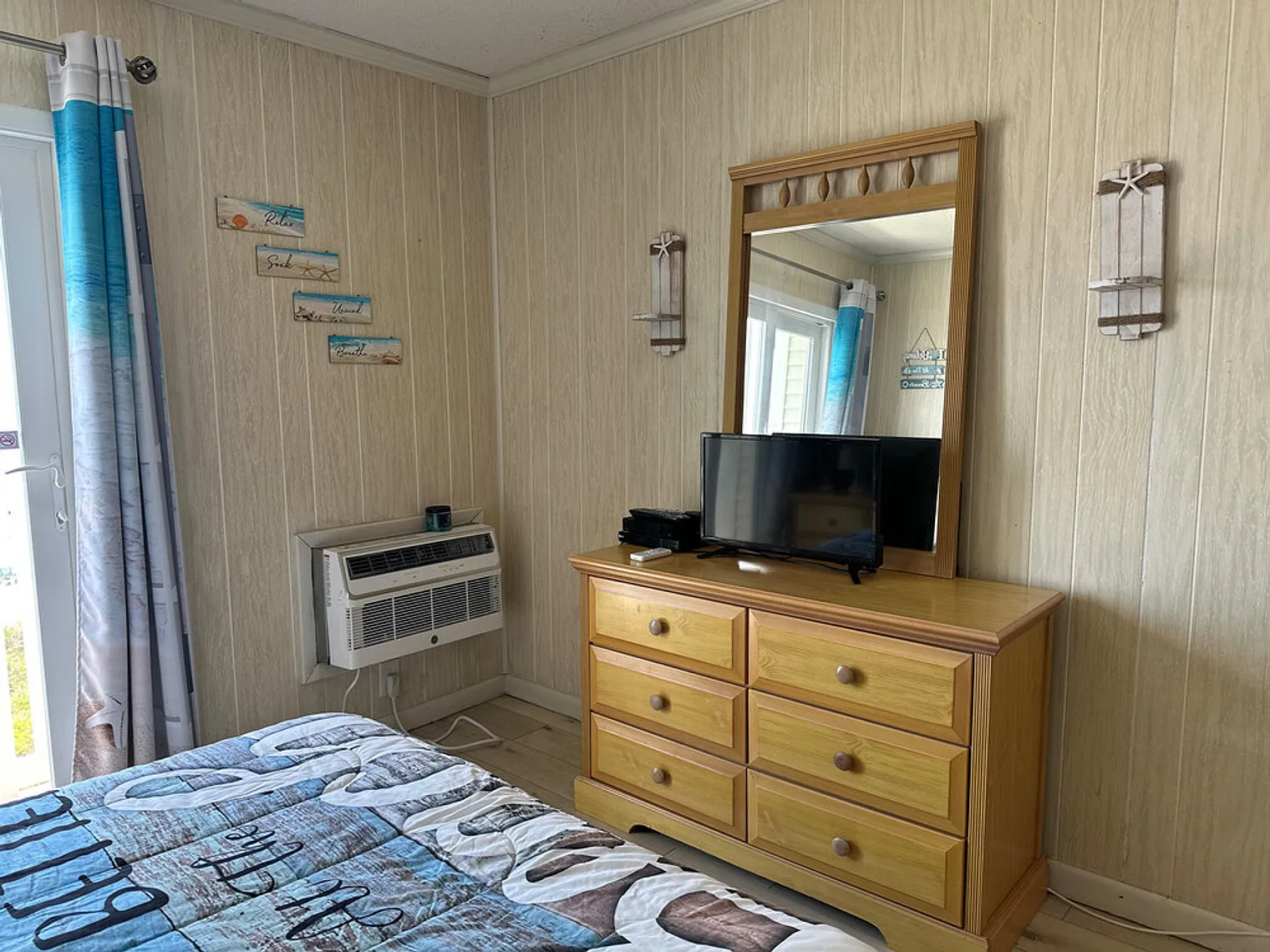 2 bed, 2.0 bath, 882 sqft, $3,551 — Photo 4