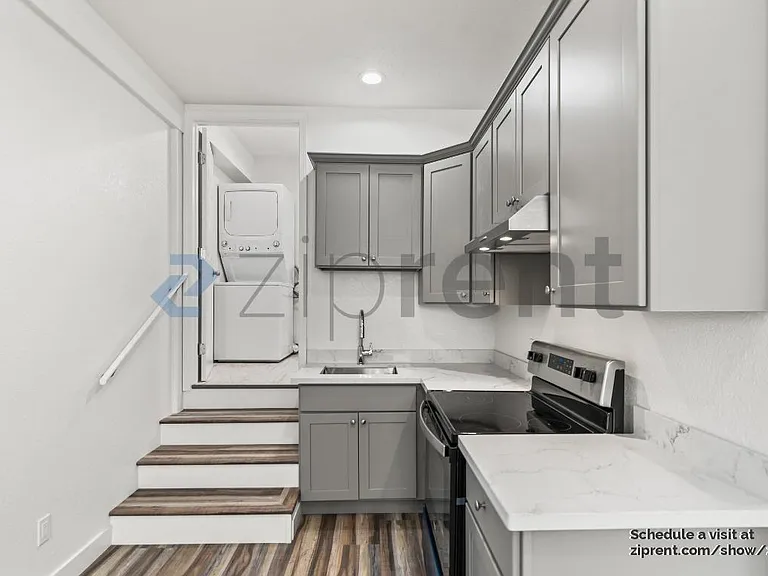 10806 Hubbard Way #B — Photo 9