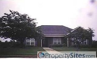 1st image of 120 Long Bow Dr