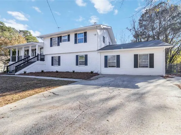 1535 Lake Jodeco Rd, Jonesboro, GA 30236