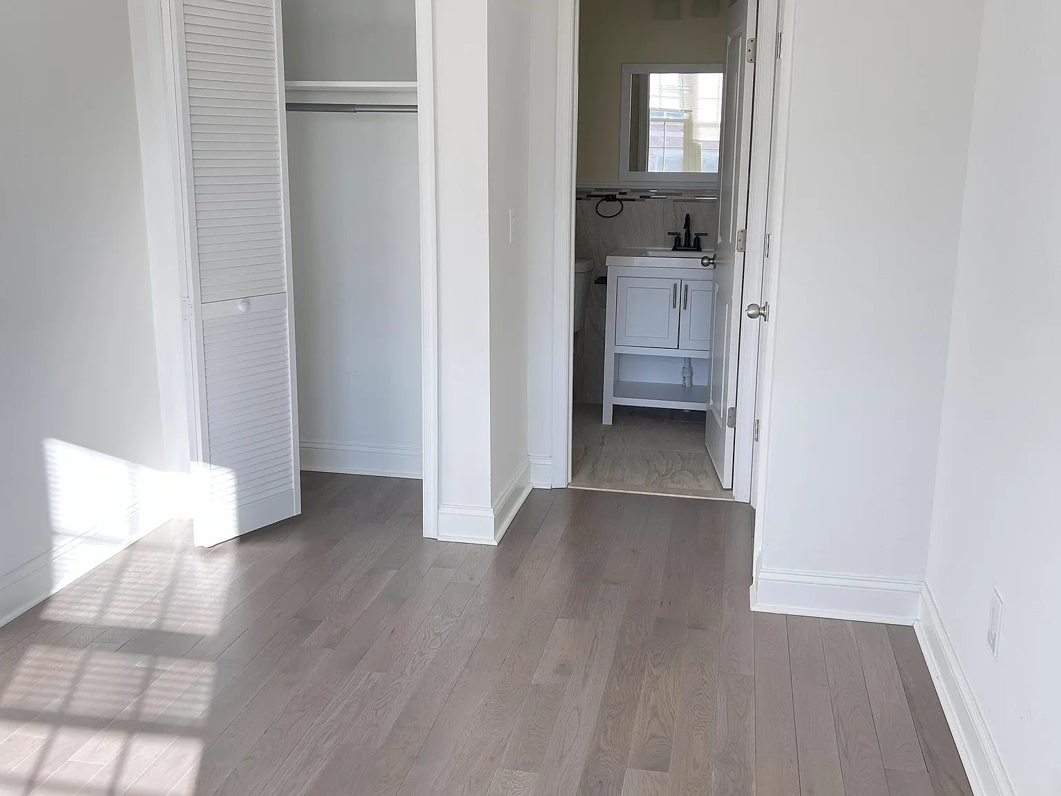 4 bed, 1770 sqft, $720 — Photo 4
