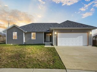 1814 S 15th Ave, Ozark, MO 65721