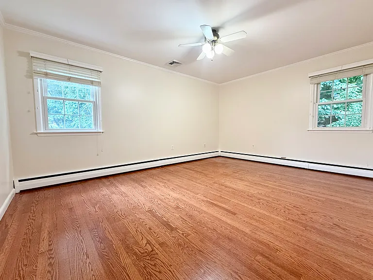 21 Byron Pl — Photo 11