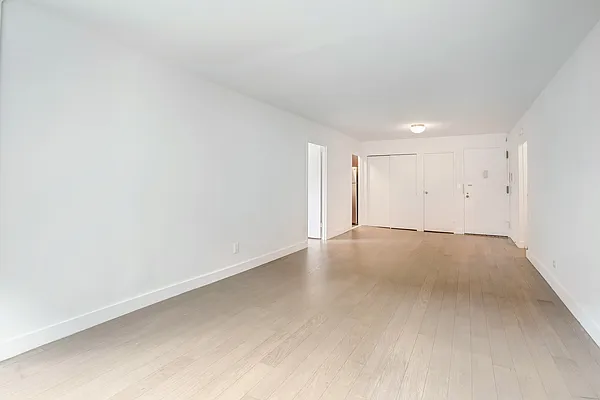 Rented by Algin Management | media 21