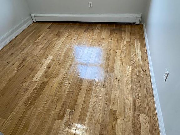 4th image of 186 Newark Ave #3
