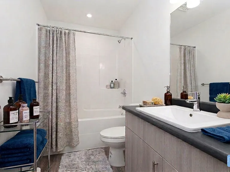 765 Hockley Ave — Photo 7