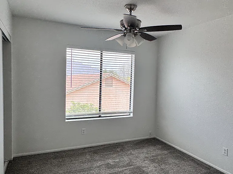 2631 W Camino Del Medrano — Photo 15