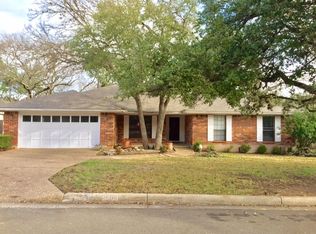 9400 Topridge Dr, Austin, TX 78750