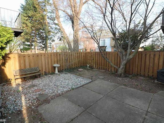 2nd image of 24684 Olde Orchard St #9